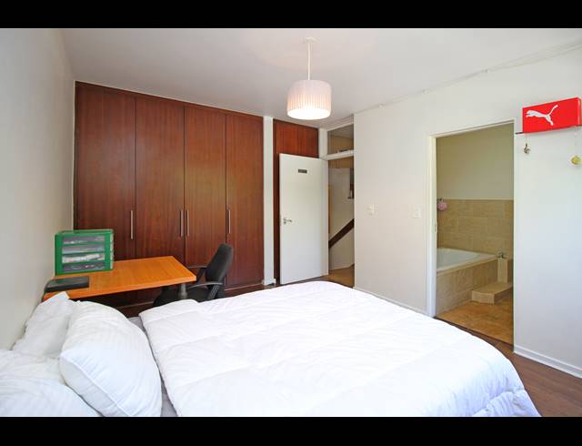 2 BEDROOM APARTMENT FOR SALE IN NORWOOD